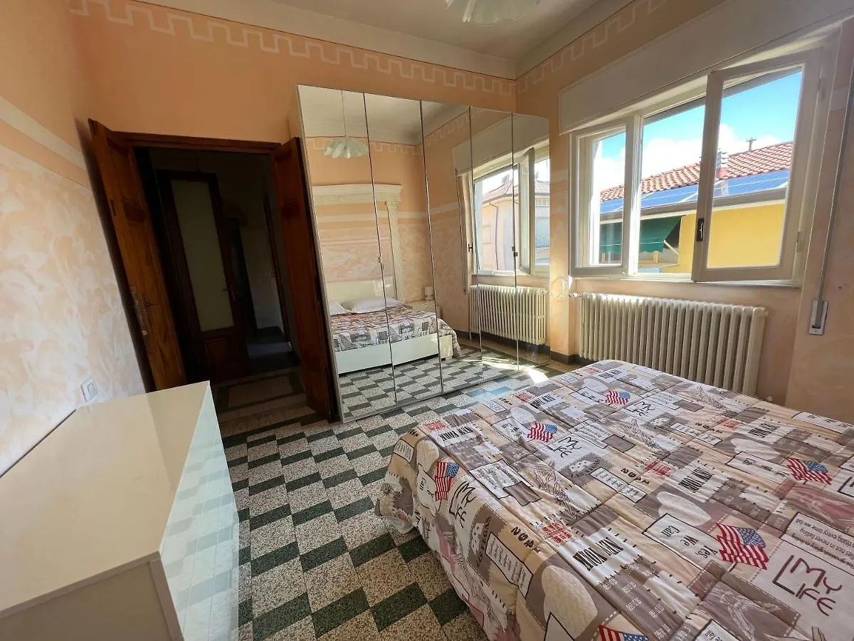 Apartment Villa Sophia Mare 1 Lido di Camaiore