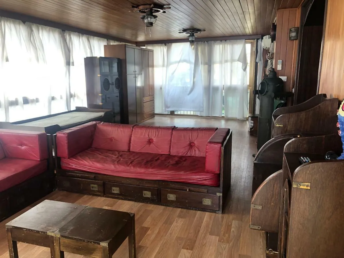 Apartment Villa Sophia Mare 1 Lido di Camaiore Italy