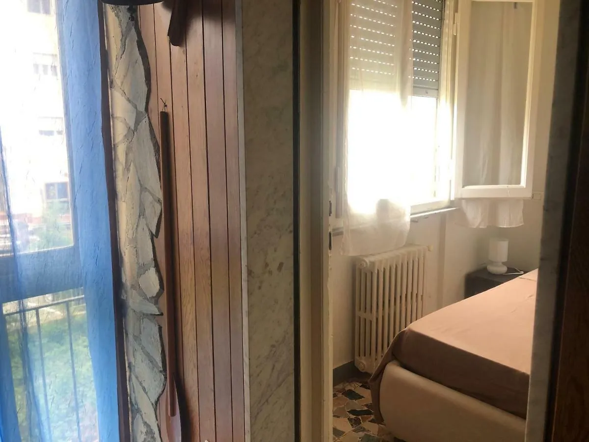 Villa Sophia Mare 1 Lido di Camaiore Apartment